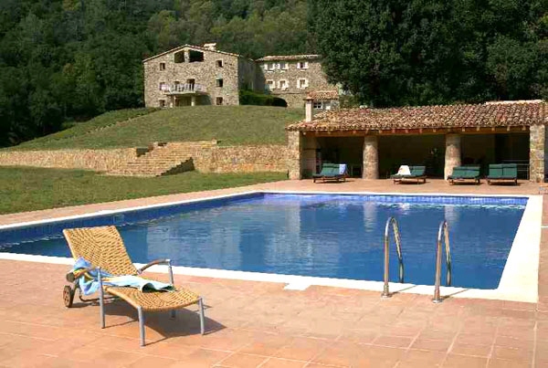commercial in Besalú