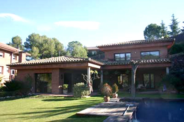 villa in Cornella de Llobregat