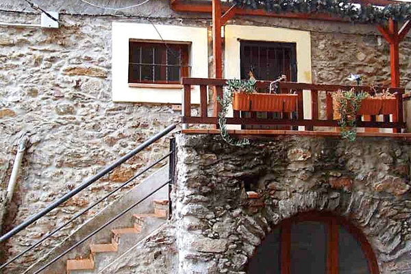 house in Palau-Saverdera