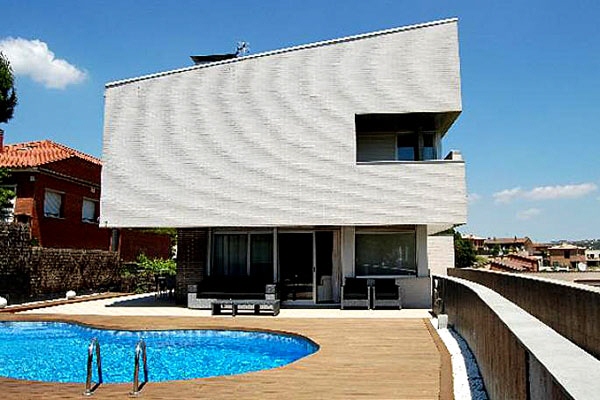 villa in Girona