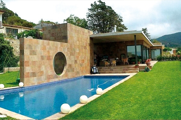 villa in Vallromanes