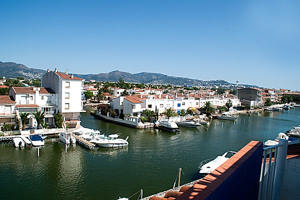 apartment in Empuriabrava