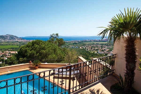 villa in Roses
