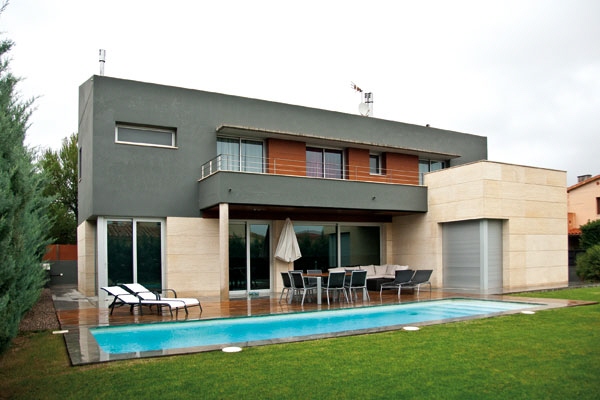 villa in Peralada