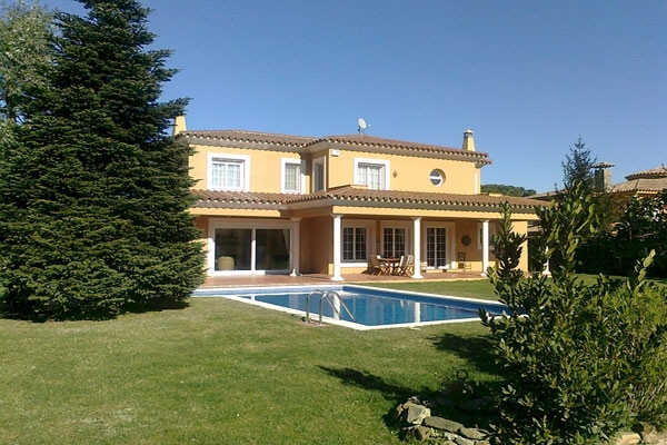 villa in Mont-Ras