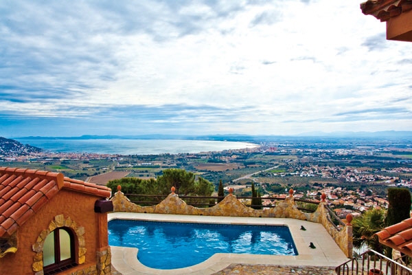Roses - Mas Fumats with Pool and fantastic sea views