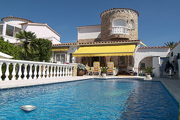 villa in Empuriabrava