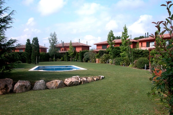 house in Navata