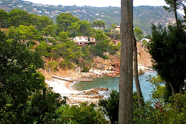 plot in Begur