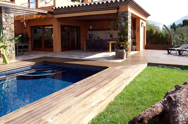villa in Roses for sale