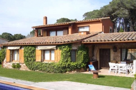 villa in Begur