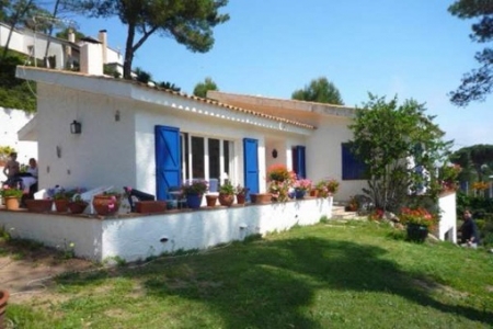 Detached house in Begur