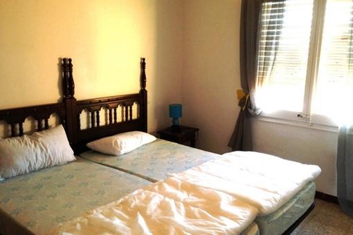 Double bedroom with spanish-styled beds